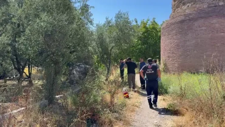 Tarihi surların altında bulunan cesedin kimliği belli oldu