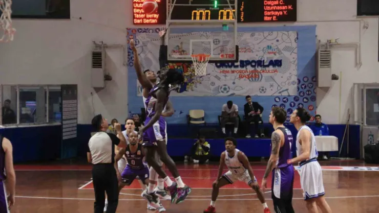 Kocaeli BŞB Kağıtspor evinde mağlup oldu: 57 - 81