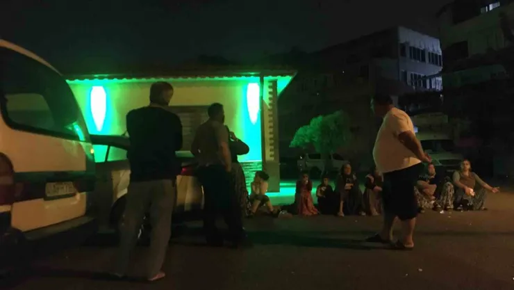 Kocaeli'de iki aile arasında bıçaklı kavga: 4 yaralı