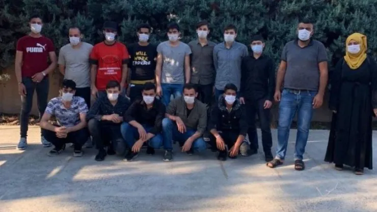 TEM'de 15 göçmen yakalandı