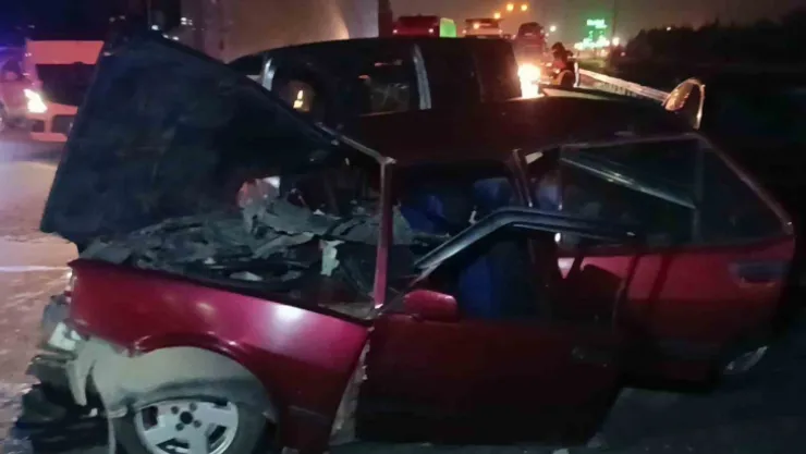 TEM'de 3 aracın karıştığı zincirleme kaza!