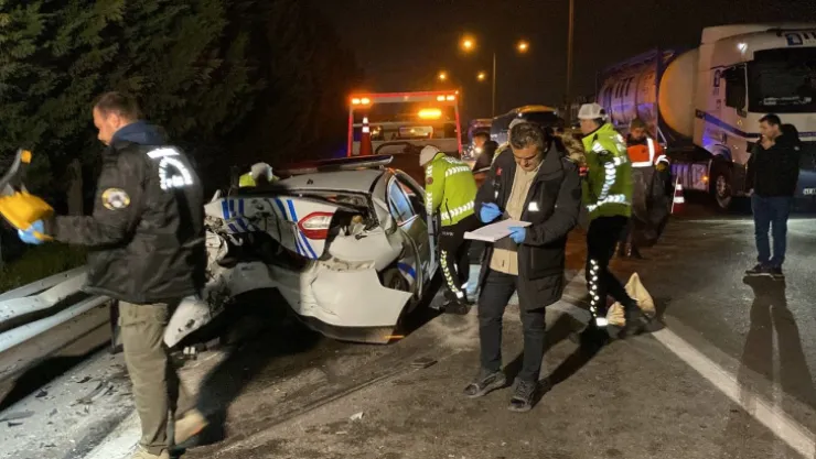 Kocaeli'de polis kovalamacası kazayla bitti: 18 yaralı