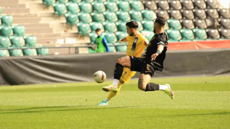 Bir hezimette Belediye Derincespor yaşadı: : 0-3