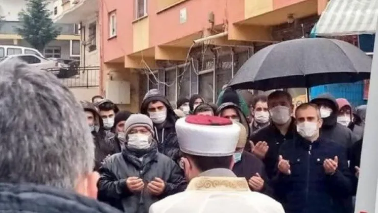 Tırdan düşen işçi hayatını kaybetti!