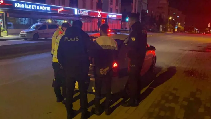 Alkollü sürücüye gözaltı!