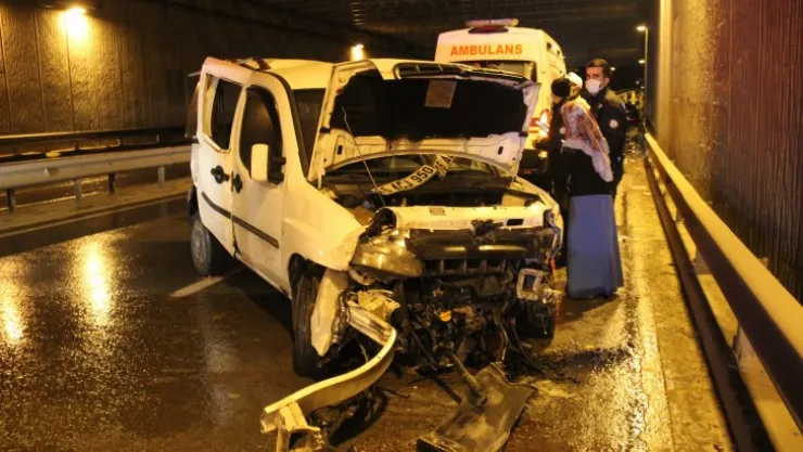 Tünelde meydana gelen kazada 3 kişi yaralandı