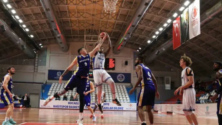 Kağıtspor, evinde Kapaklıspor'u mağlup etti: 95-88
