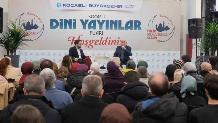 Ünlü yazar gençlere seslendi: Büyük düşünün ve cesur adımlar atın