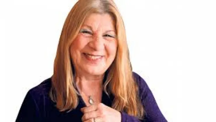 Usta sanatçı Ayla Algan hayatını kaybetti