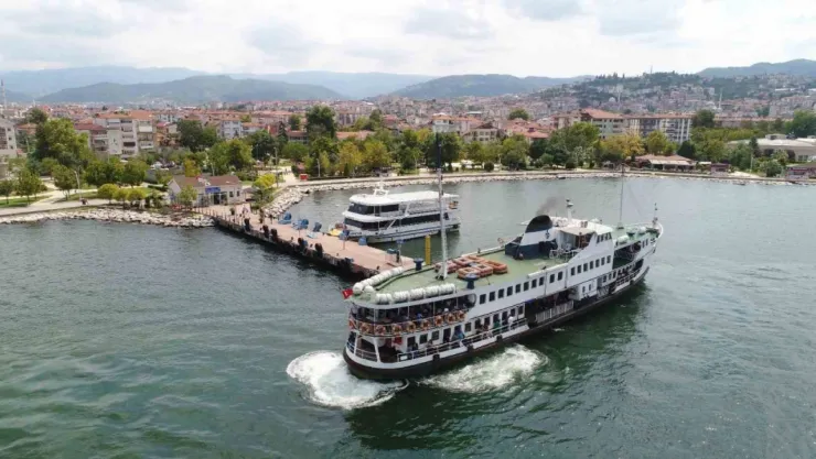 Vapur seferleri kış tarifesinde ücretler yarıya indi