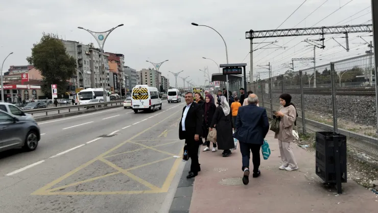 Vatandaşlar durak istiyor