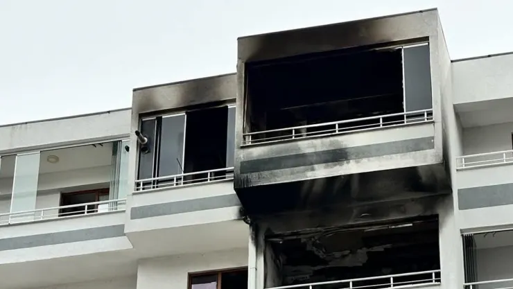 Yanan ev için yardım kampanyası başlatıldı