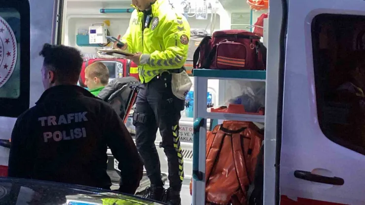 Yaralı arkadaşını bırakıp kaçtığı kaza yerine geldi