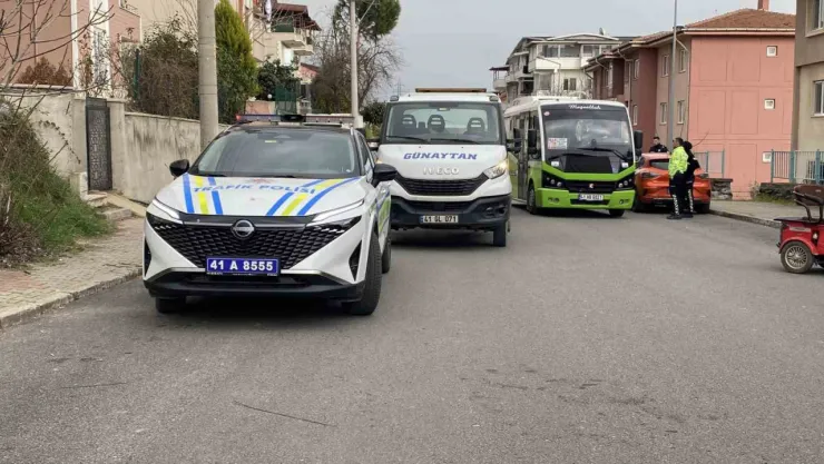 Eski kocası tarafından sokak ortasında bıçaklandı