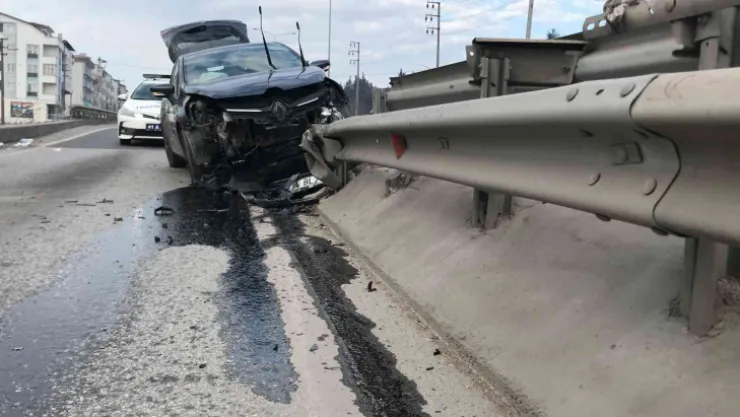 Yol ayrımında feci kaza: 3'ü çocuk 6 yaralı