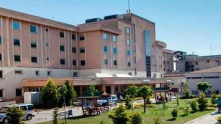Yürüyerek gittiği Seka Devlet Hastanesi'den cenazesi çıktı