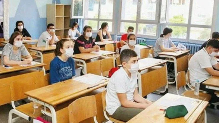 Yüz yüze eğitimde maske kararı