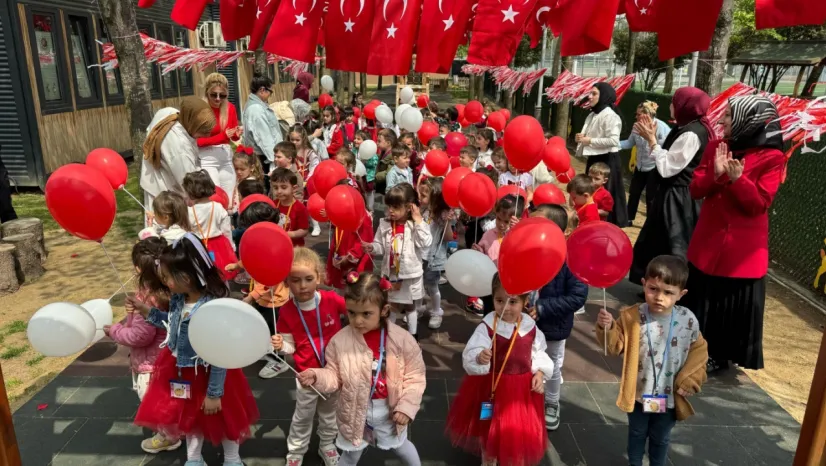 Çocuklar 23 Nisan'ı gururla kutladı