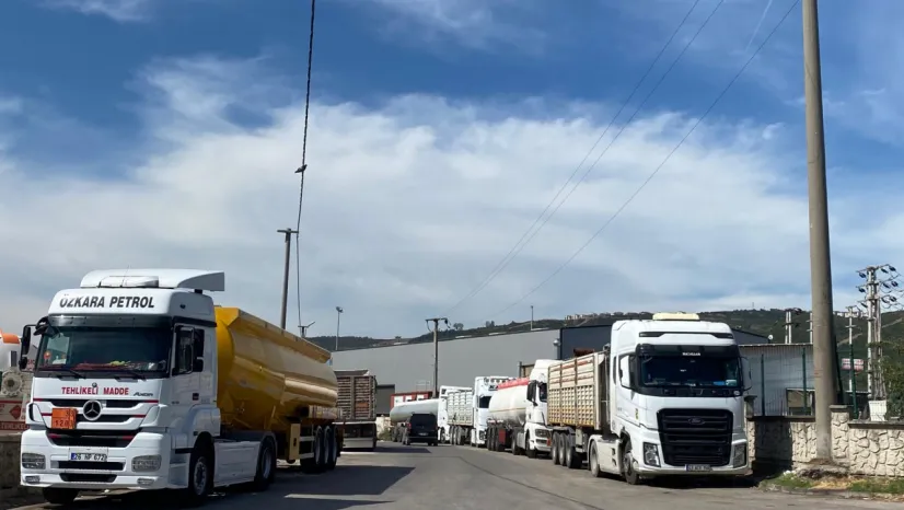 Damper Elektrik Tellerine Çarptı, Sürücü Akıma Kapıldı