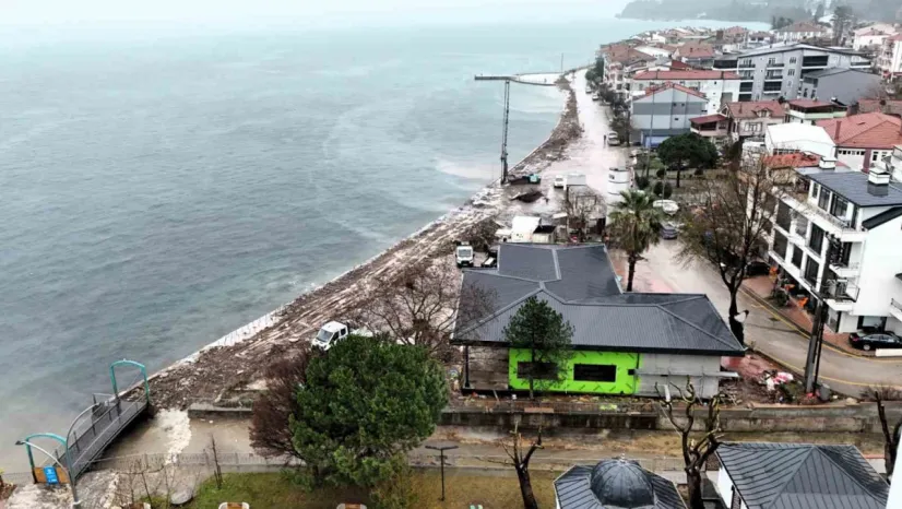 Taşkınlara karşı dalgakıran çalışması