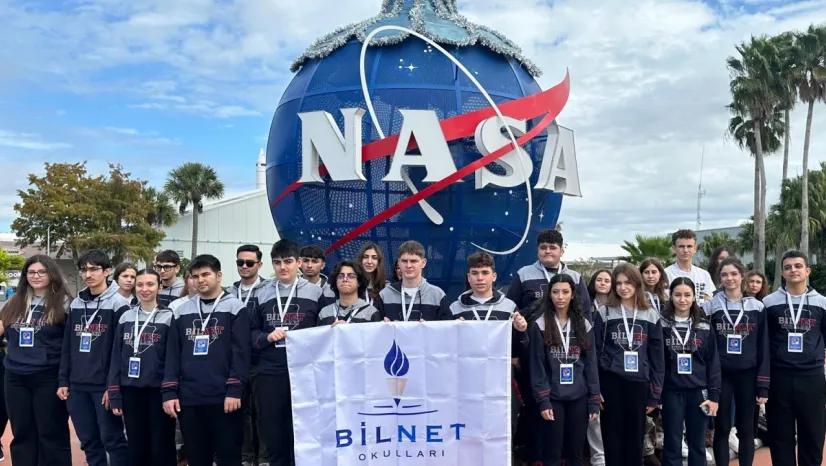 Kocaeli Bilnet Lisesi öğrencileri NASA'da Falcon 9 Roketinin Fırlatılışına tanıklık etti