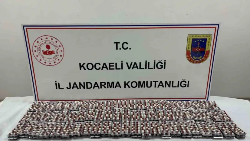 Kocaeli'de 3 kilo bonzai ve 5 bin hap ele geçirildi