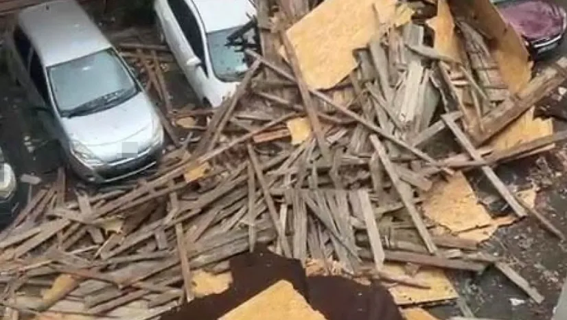 Kocaeli'de sadece bir mahallede 186 evin çatısı uçtu