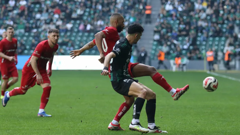 Kocaelispor 3 puanı 3 golle aldı