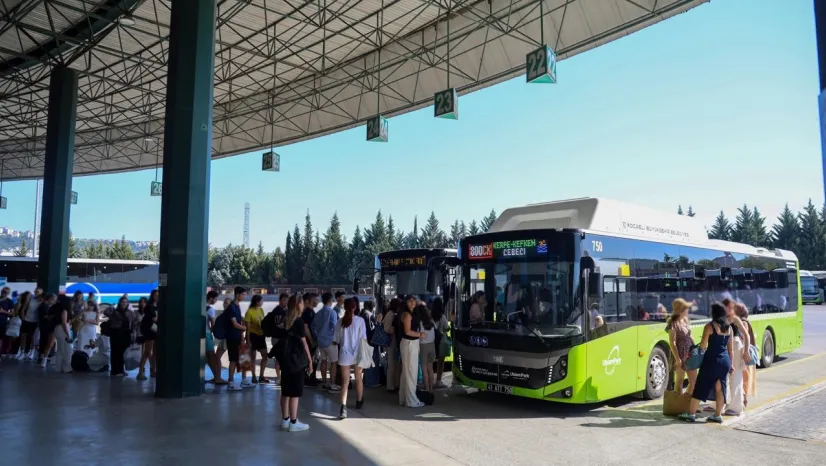 Mavi bayraklı plajlara 800CK ile akın ettiler