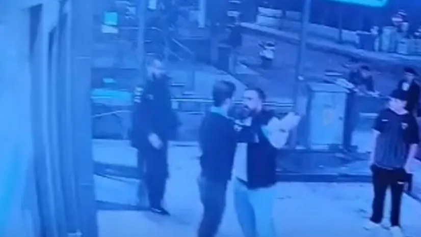 Oğlunu koruyan cezaevinde, çocuk döven serbest