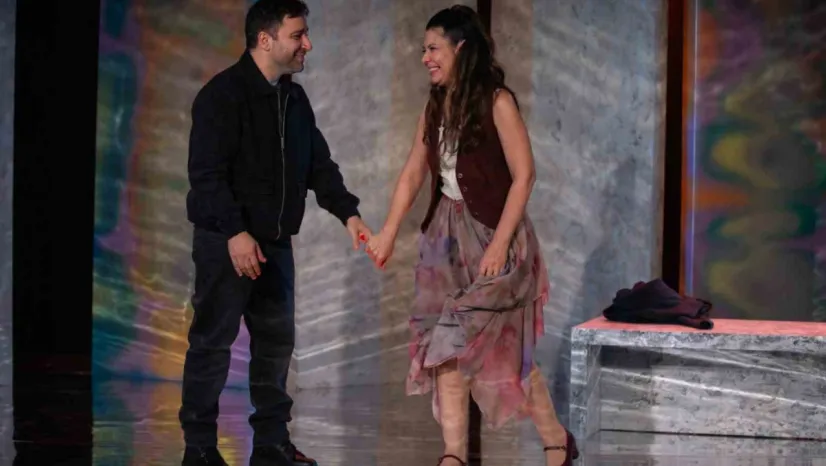 Şehir Tiyatroları Unutmak oyunuyla göz doldurdu