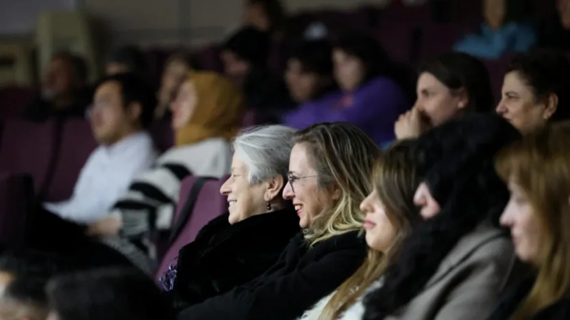 Git Başımdan, izleyicilere keyifli anlar yaşattı