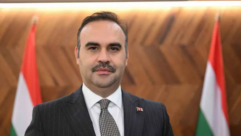 Bakan Kacır: Türkiye ekonomisi 20 çeyrektir kesintisiz büyümesini sürdürüyor