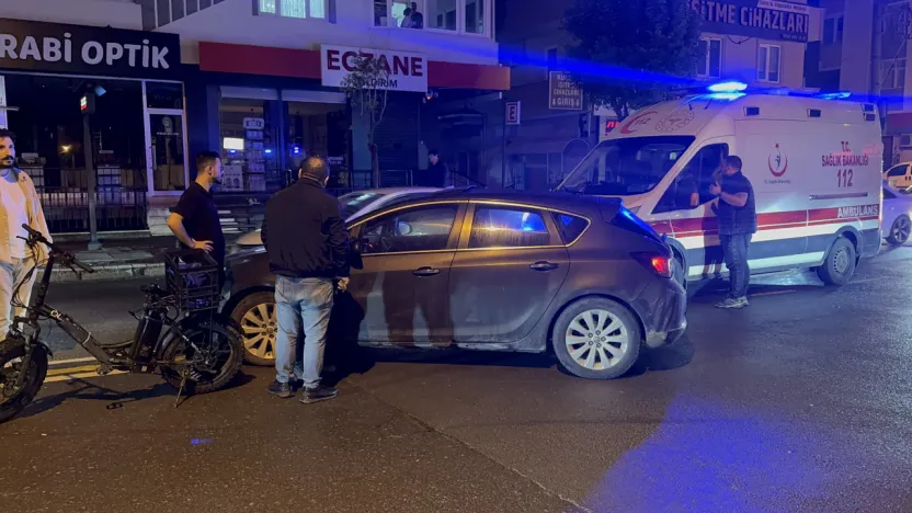 Darıca'da otomobil ile elektrikli bisiklet çarpıştı: 1 yaralı