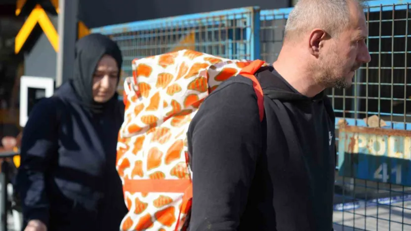 Gebze'de boşaltılan 12 binada oturanlar eşyalarını polis kontrolünde aldı