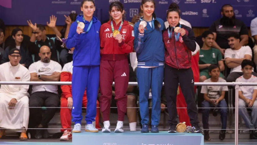 Kağıtspor, Riyad'dan madalya taşıyor