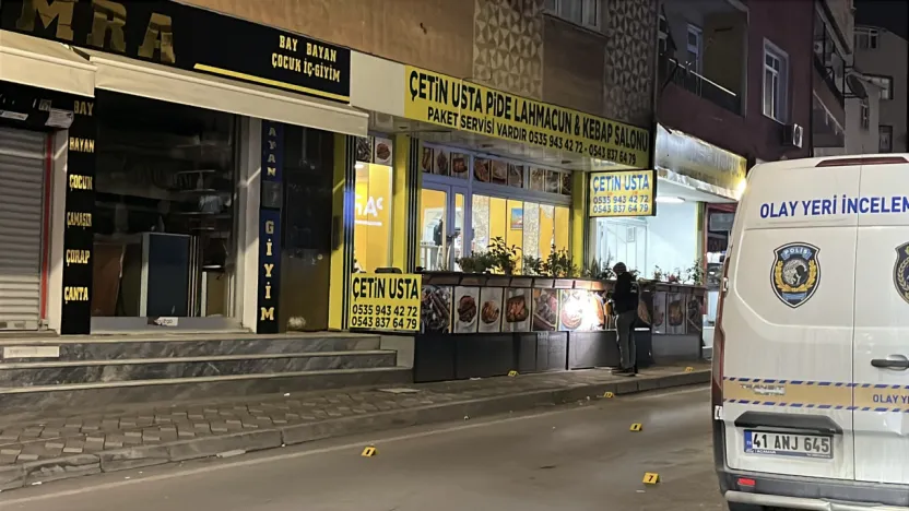 Kebapçıya kurşun yağdırdılar: 2 yaralı