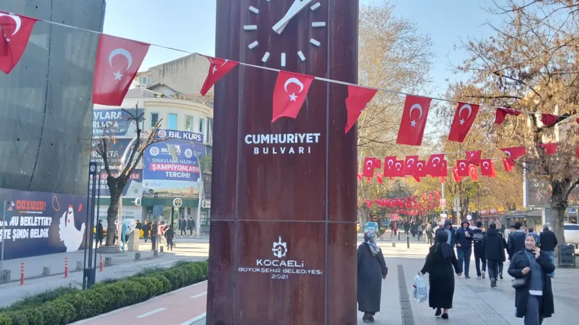 Kimse bunu görmüyor mu?