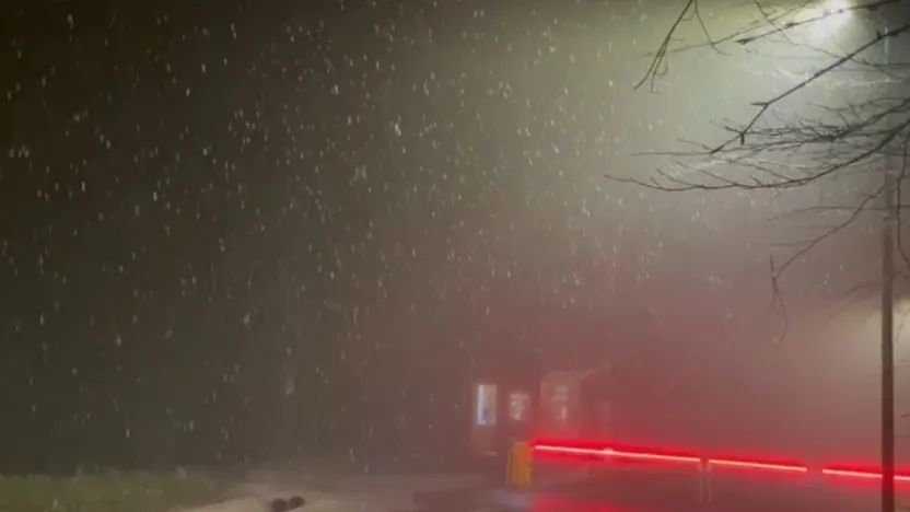 Kış turizmiyle ünlü Kartepe Kuzuyayla'ya kar yağdı