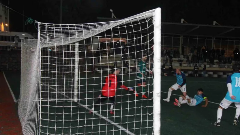 Kocaeli'de amatör lig maçlarında yaşananlar 'pes' dedirtti!