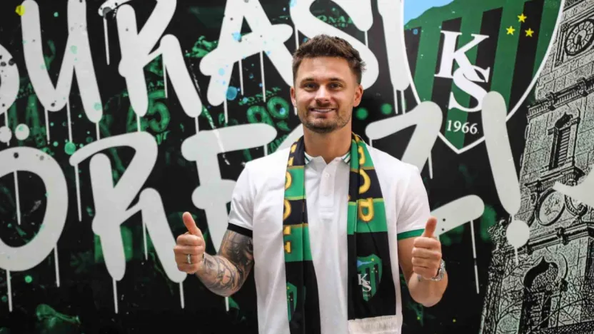 Kocaelispor, Karol Linetty ile 1+1 yıllık sözleşme imzaladı