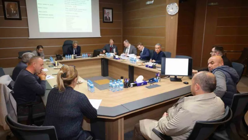 Kurallara uymayan sürü ve tarihi geçmiş ürün satan marketçilere ceza