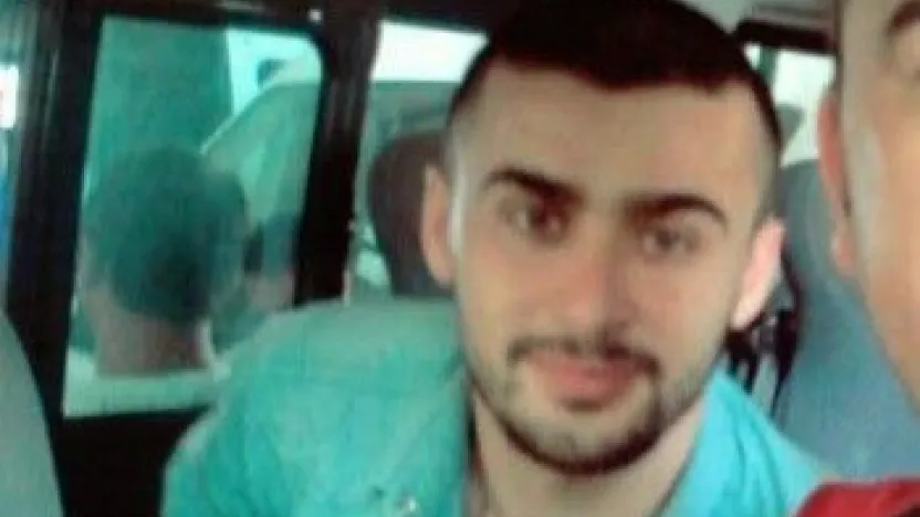 Otomobil içinde bıçaklanmıştı, toprağa verildi