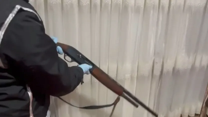 Sosyal medyadan suç örgütlerini öven 18 şüpheli yakalandı