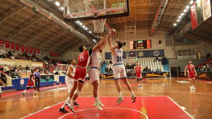 Kocaeli BŞB Kağıtspor: 93 - Pizzabulls Cedi Osman Basketbol: 78