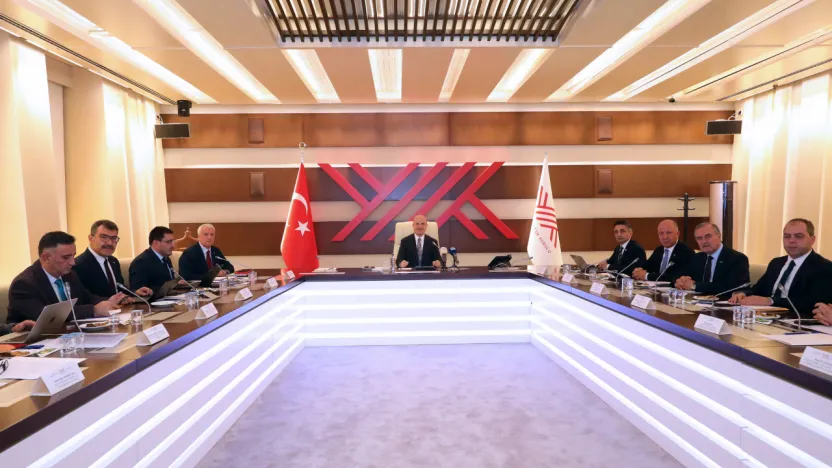 Üniversiteden 3 yılda mezuniyet geliyor