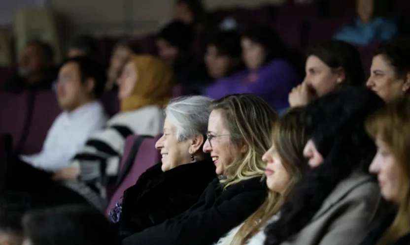 Git Başımdan, izleyicilere keyifli anlar yaşattı