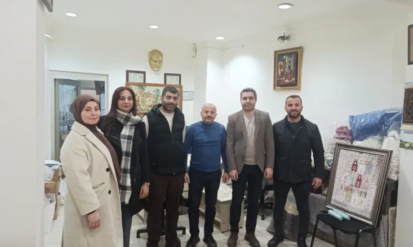 Anahtar Parti afetzedeleri ziyaret etti