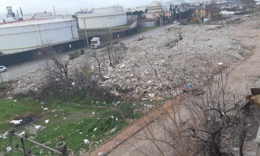 Barbaros Mahallesi'nde yıkım devam ediyor