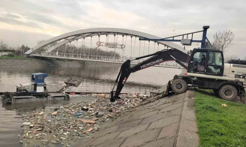 16 bin kilogramdan fazla atığın denize ulaşması engellendi